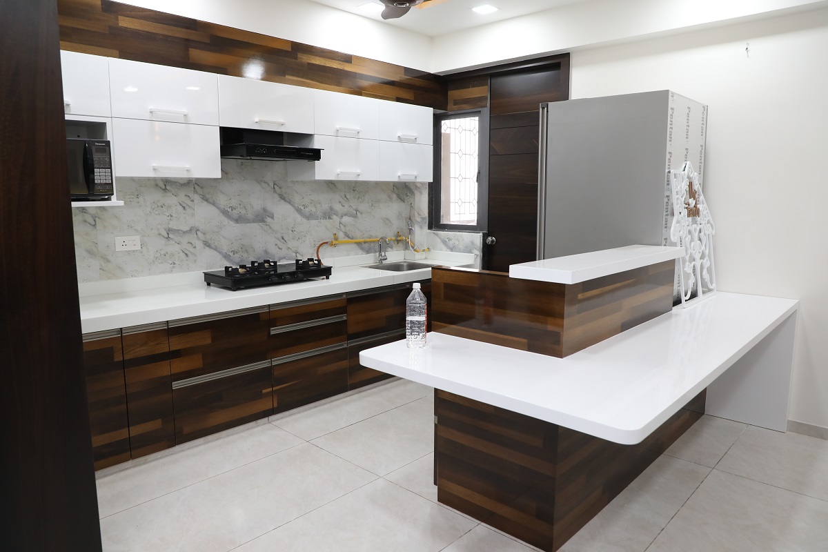 Modular Kitchen With Serving Table