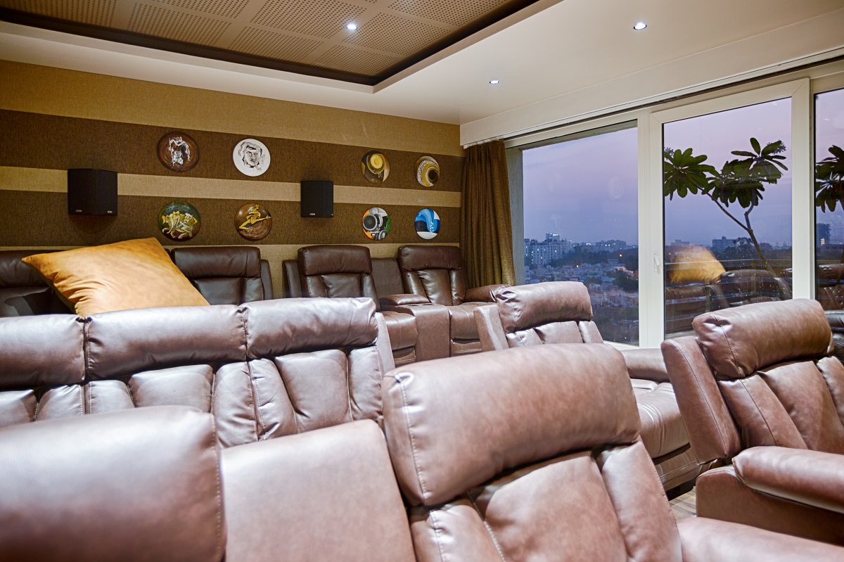 Home Theater with Recliner Chair
